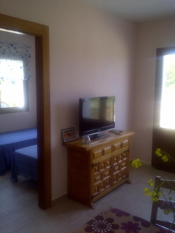 Apartamentos Es Calo Стая снимка